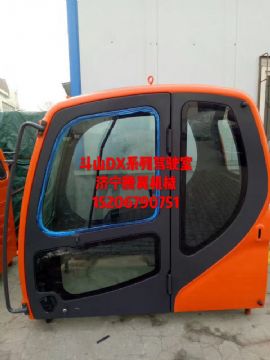 點擊查看詳細信息<br>標題：斗山DX260/DX300/DX系列駕駛室總成 帶內飾  閱讀次數：2260