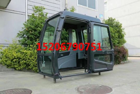 點擊查看詳細信息<br>標題：現代R215-7/R-7型駕駛室總成 含內飾  閱讀次數：2292